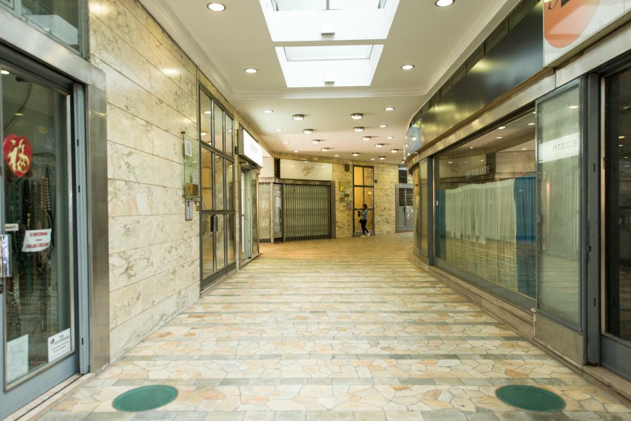 Bnbutler - Duomo Apartment - Galleria Unione Milan Exterior photo